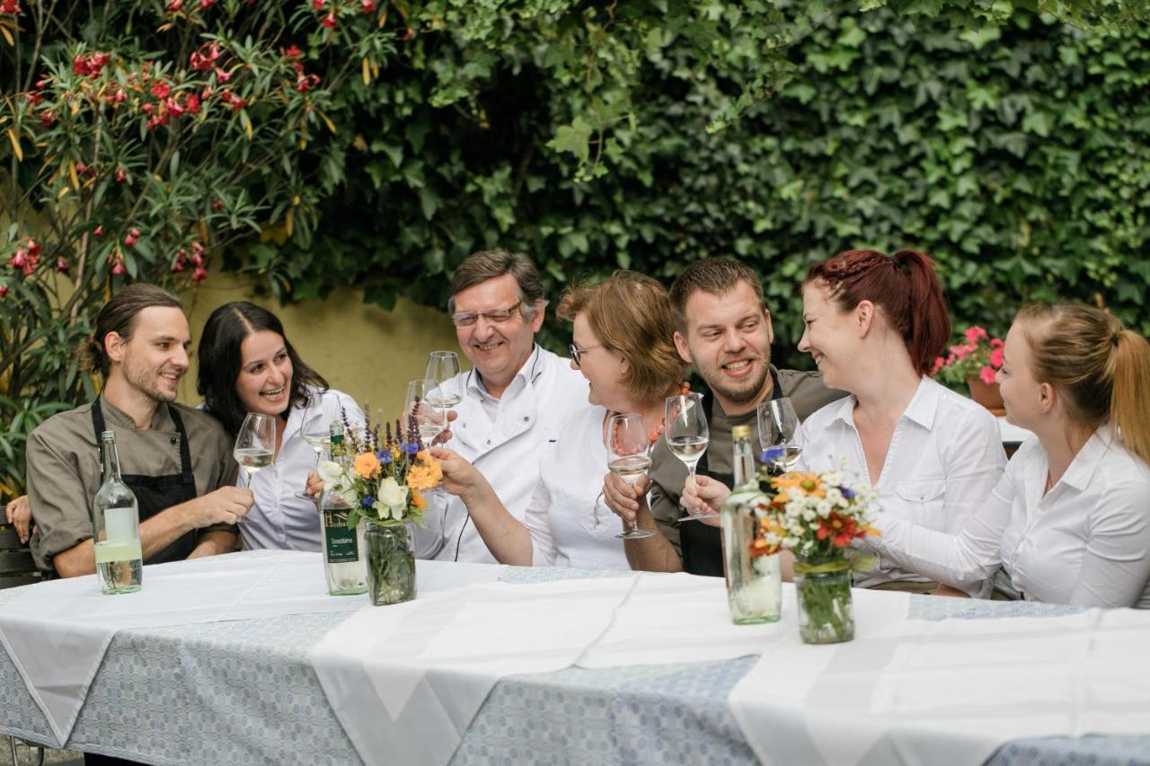 Hotel Garni - Gasthof Pillgrab Sankt Valentin Luaran gambar