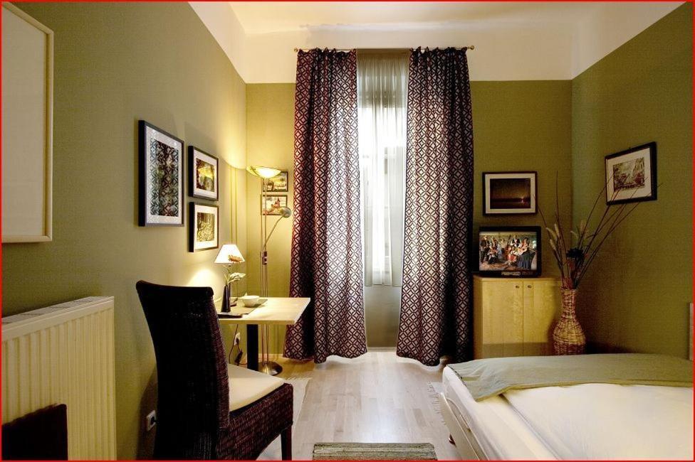 Hotel Garni - Gasthof Pillgrab Sankt Valentin Luaran gambar